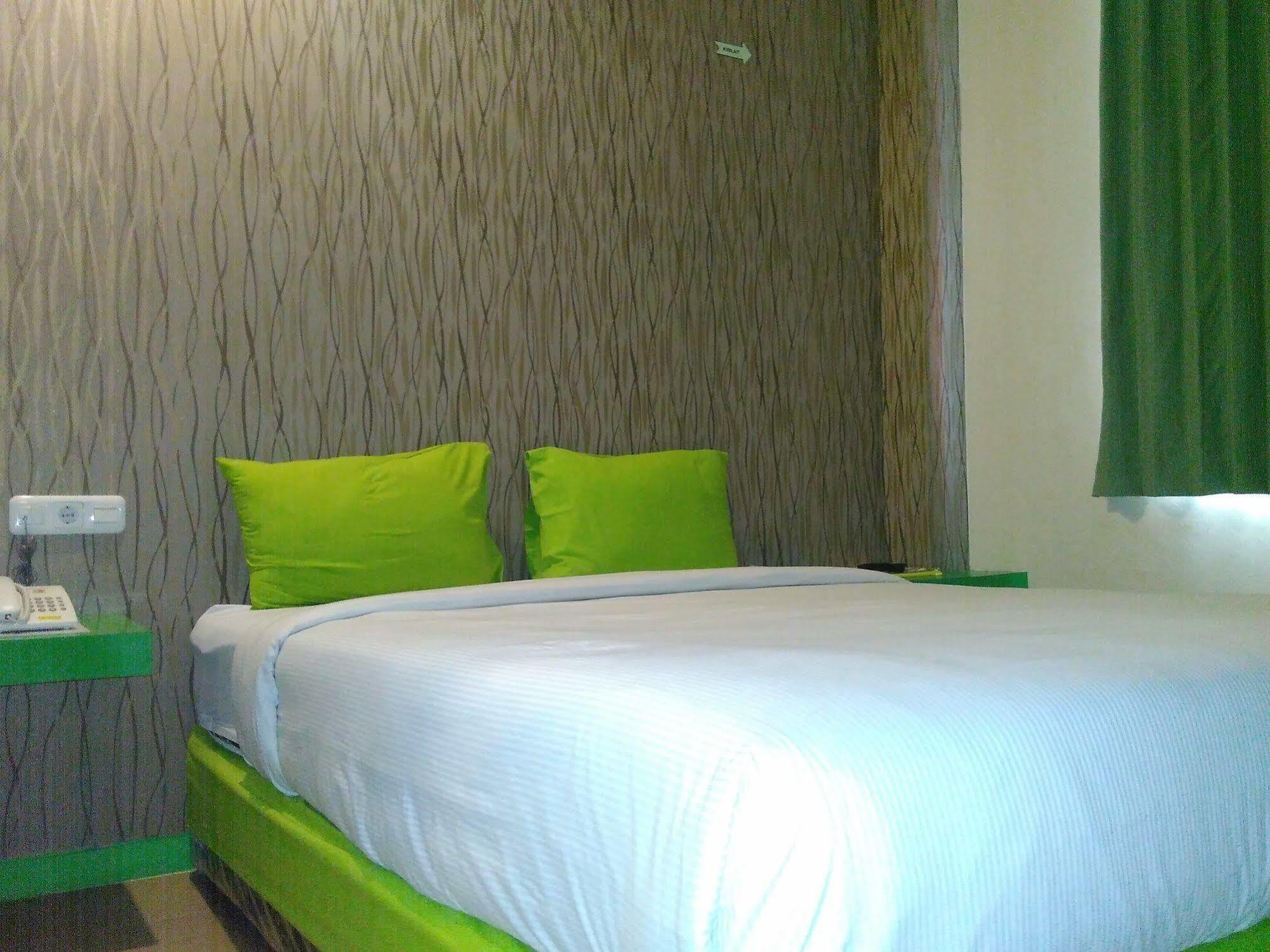 Agung 2* Makassar